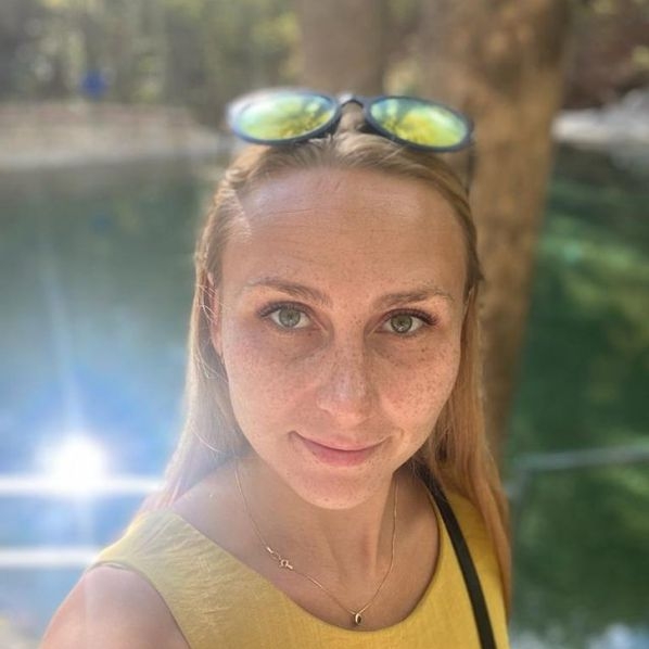 JennyR aus Bern in Bern sucht sex