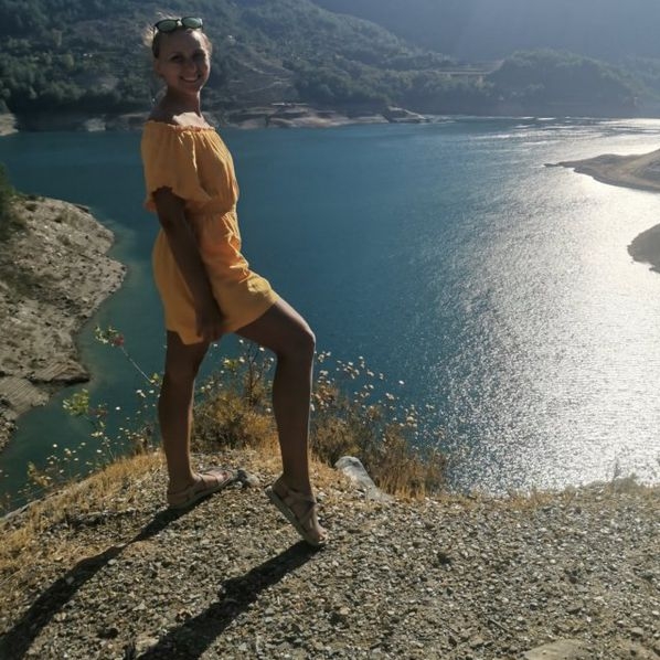 JennyR aus Bern in Bern sucht sex