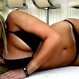 Nicole aus Bern in Bern sucht sex
