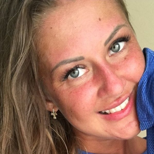 AlinaH12 aus Bern in Biel/Bienne sucht sex