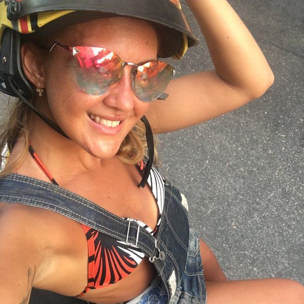 AlinaH12 aus Bern in Biel/Bienne sucht sex
