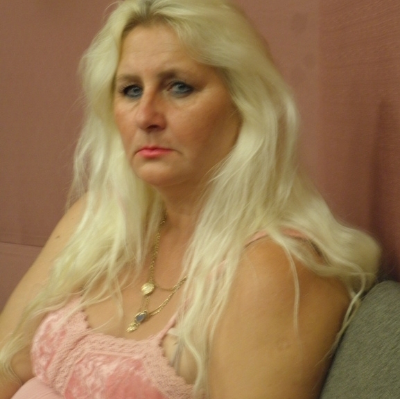 sanderflorry16 aus Freiburg in Fribourg sucht sex