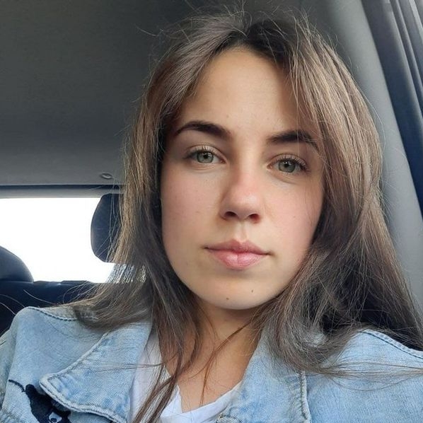 Julia96 aus Genf in Geneva sucht sex