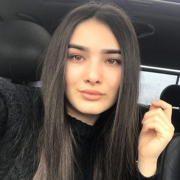 MilaZ2002 aus Genf in Geneva sucht sex
