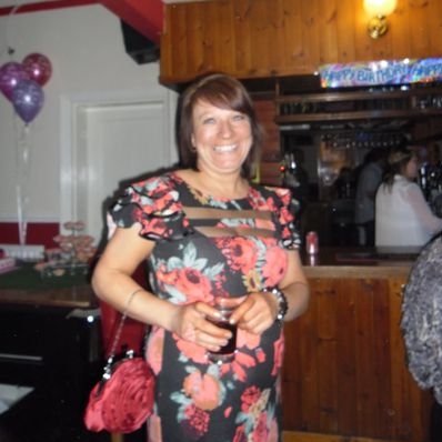 minxy2011 aus Tessin in Locarno sucht sex