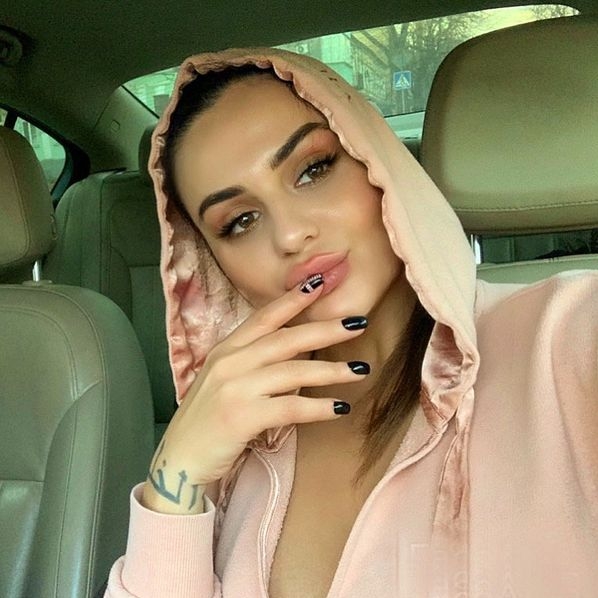 Nikki233 aus Waadt in Lausanne sucht sex