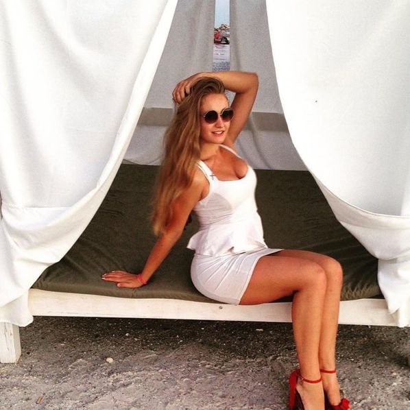 Anna998 aus Zürich in Winterthur sucht sex