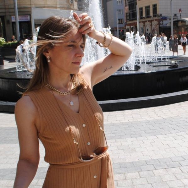 Nelli aus Zürich in Zürich sucht sex