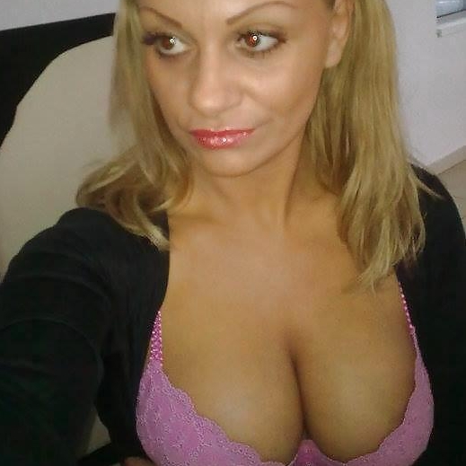 Glücksklee aus Zug in Cham sucht sex